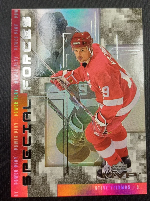 1998/1999 Upper Deck MVP Special Forces F07 Steve Yzerman Inzert