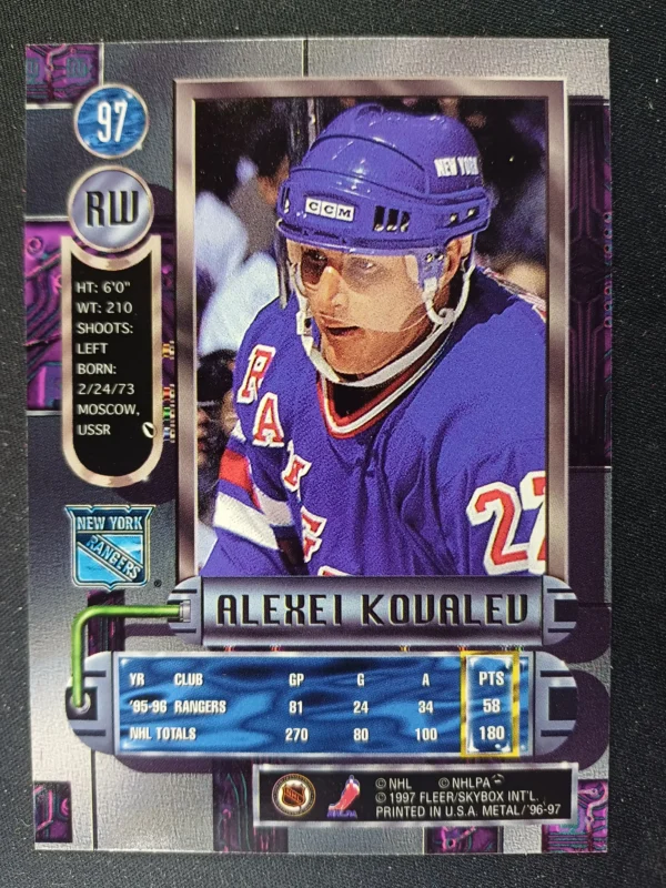 1996/1997 Fleer Metal Universe Base 97 Alexei Kovalev - Image 2