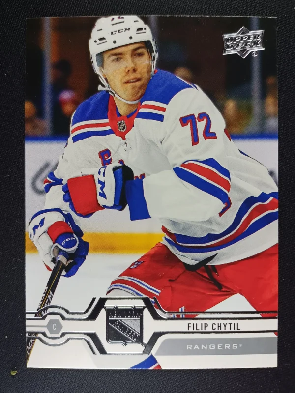 2019/2020 Upper Deck Series 1 Base 88 Filip Chytil