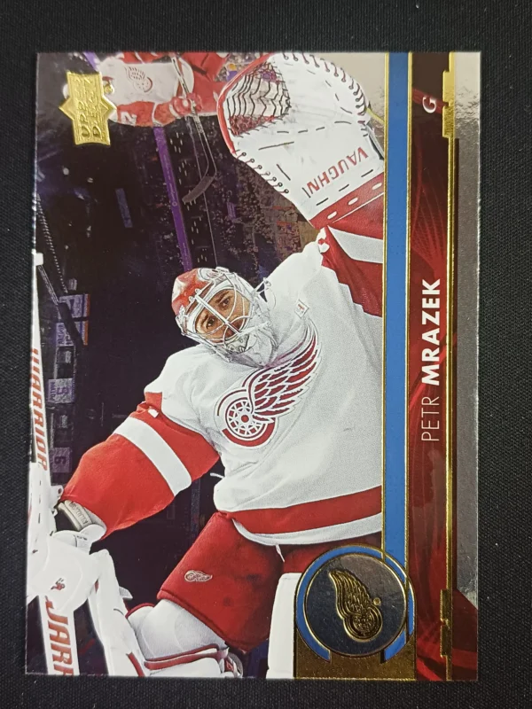 2017/2018 Upper Deck Series 1 Silver Foil 69 Petr Mrazek Paralel